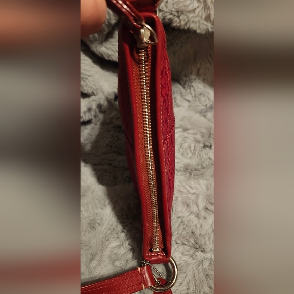 Coach Soho Rare Cherry Red Signature Canvas Leather Trim Swingpack Crossbody Bag - Picture 6 of 9